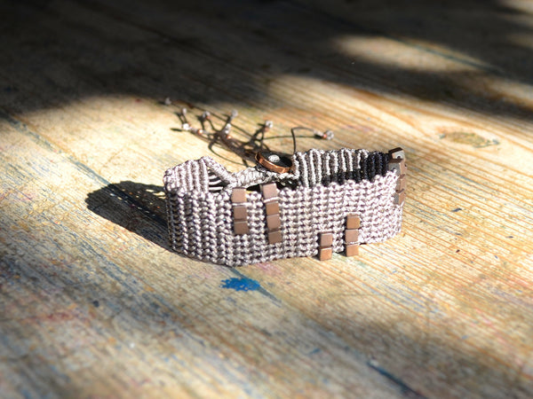 Agni handmade square beaded bracelet